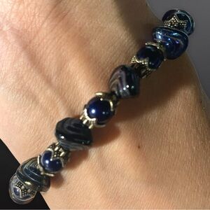 Elegant Purple & Silver Beaded Stretch Bracelet